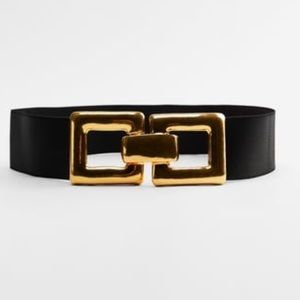 IN SEARCH OF belt from Zara. Black stretch belt with gold double square buckle.